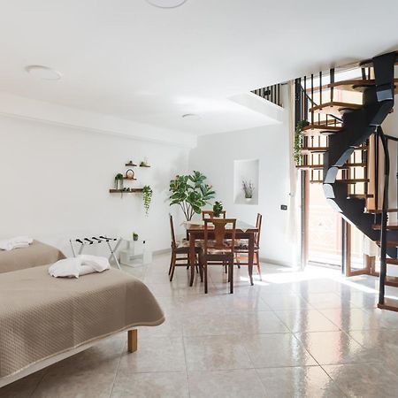 나폴리 Covino House By Dimorra 아파트 외부 사진